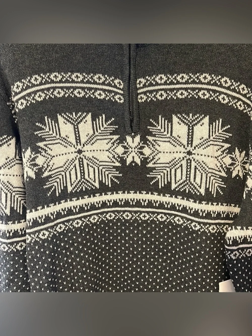 Aspen Mens Grey Snowflake 1/4 Zipper Sweater Size Large NWT